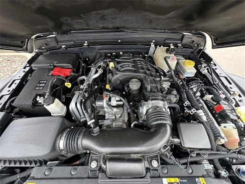 Used 2023 Jeep Wrangler Unlimited Rubicon image 32