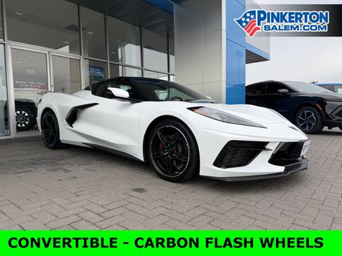Used 2025 Chevrolet Corvette Stingray Convertible image 1