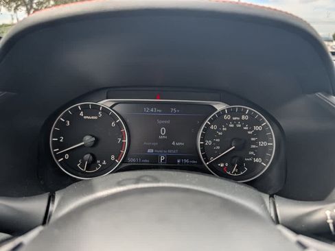 Used 2024 Nissan Altima 2.5 SR FWD image 14