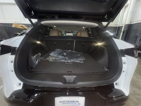 New 2026 Nissan Murano Platinum w/ Cargo Package image 24