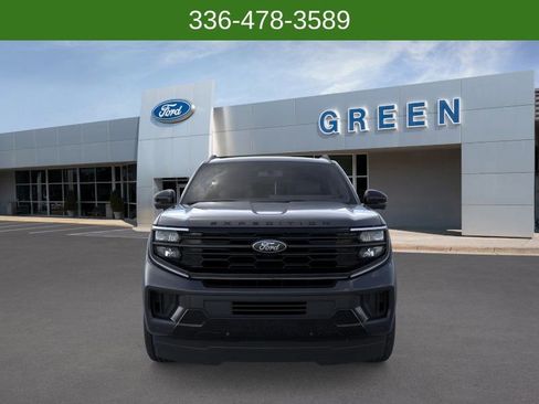 New 2026 Ford Expedition Platinum w/ Stealth Performance Package AWD/4WD image 7