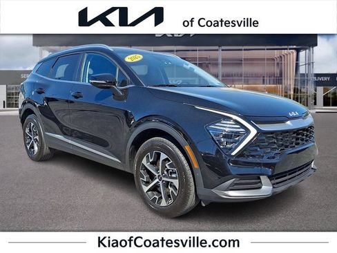 Certified 2025 Kia Sportage EX AWD/4WD image 1