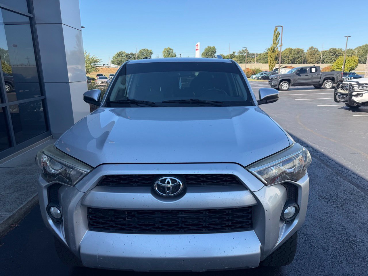 Used 2014 Toyota 4Runner SR5 RWD image 2