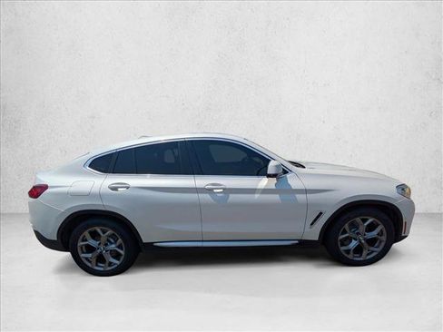 Used 2021 BMW X4 xDrive30i AWD/4WD image 5