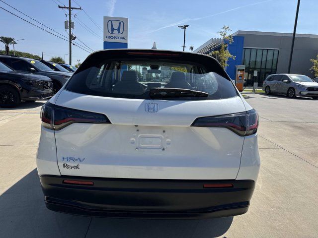 Certified 2025 Honda HR-V LX image 6