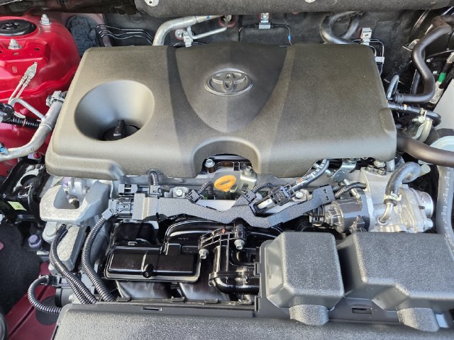 Used 2024 Toyota RAV4 LE FWD image 24