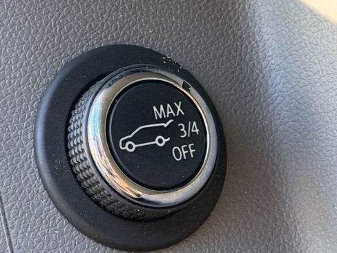 Used 2020 Cadillac XT6 Premium Luxury image 20