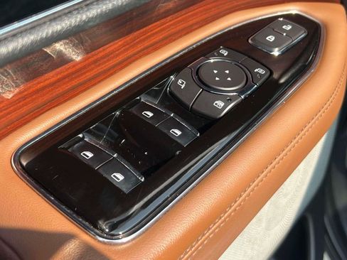 Used 2023 Lincoln Navigator Reserve AWD/4WD image 21