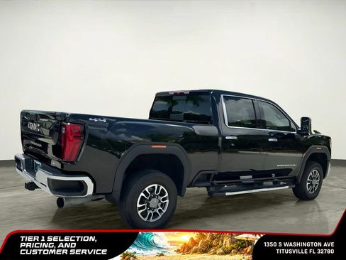 Certified 2024 GMC Sierra 2500 SLT w/ SLT Premium Package AWD/4WD image 11