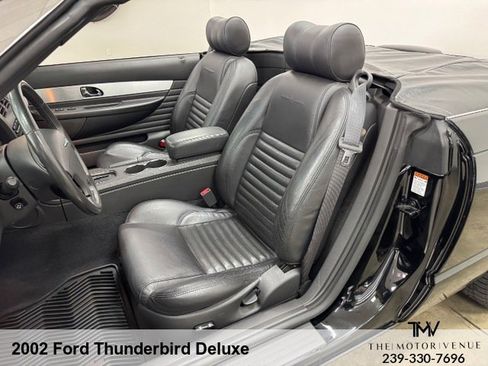 Used 2002 Ford Thunderbird Deluxe image 22