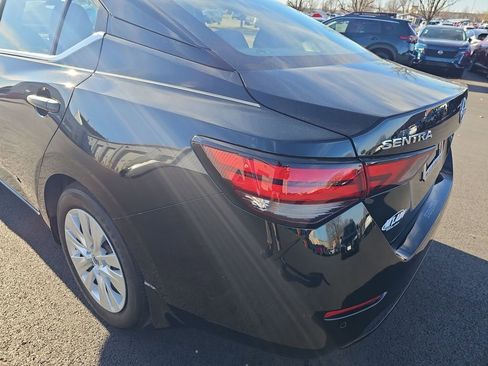 Used 2024 Nissan Sentra S image 15