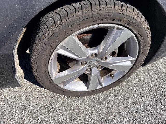 Used 2013 Acura ILX w/ Premium Package FWD image 9
