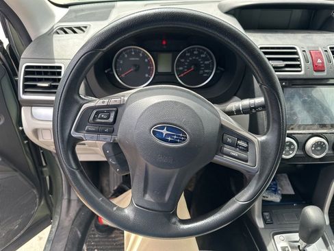 Used 2016 Subaru Forester 2.5i Premium w/ Popular Package #2 AWD/4WD image 8