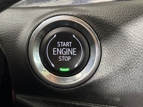 Used 2022 Buick Encore GX Essence w/ Advanced Technology Package image 30