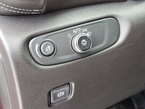 Certified 2023 Chevrolet Blazer LT w/ Convenience Package image 8