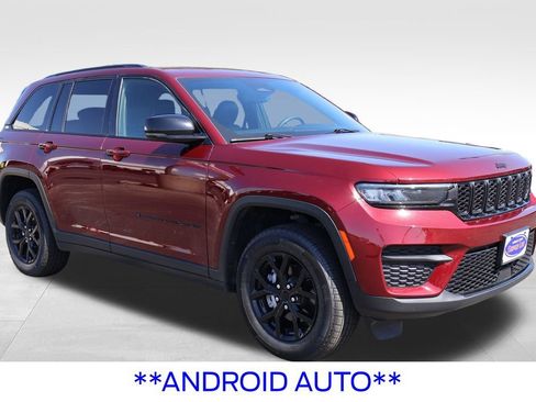 Used 2024 Jeep Grand Cherokee Altitude RWD image 13