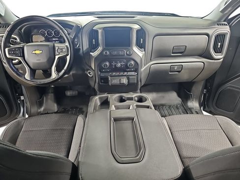 Certified 2022 Chevrolet Silverado 1500 LT AWD/4WD image 11
