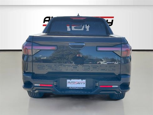 Used 2023 Hyundai Santa Cruz Night image 6