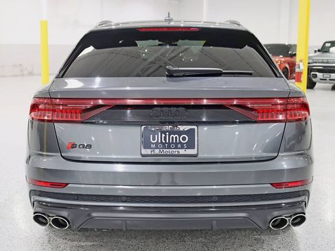 Used 2022 Audi SQ8 Prestige AWD/4WD image 13