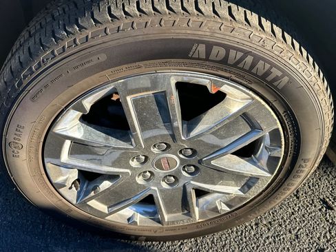 Used 2015 GMC Acadia Denali image 21