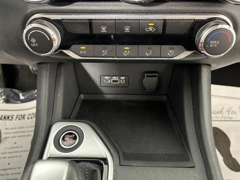 Used 2023 Nissan Sentra SV FWD image 28