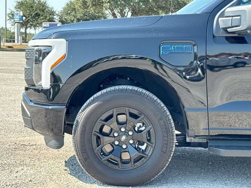 Certified 2025 Ford F150 Lightning XLT AWD/4WD image 10