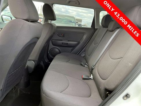 Used 2013 Kia Soul image 11