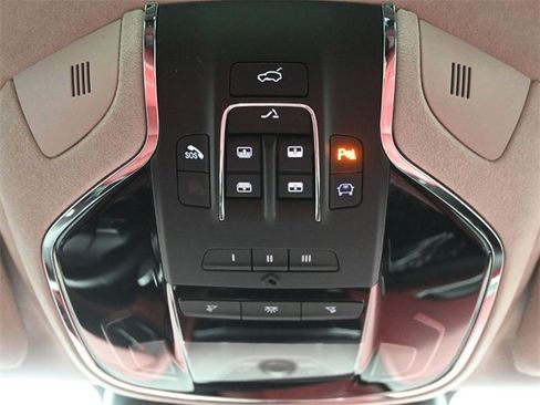 Used 2022 Maserati Levante Modena image 18