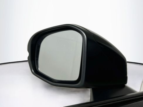 Used 2024 Honda HR-V Sport image 16