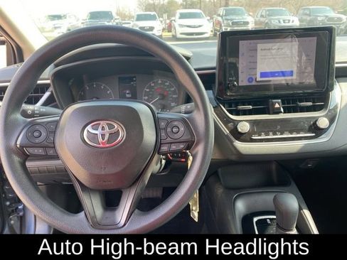 Used 2024 Toyota Corolla LE image 8