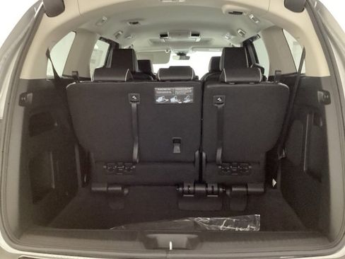 New 2026 Honda Odyssey Elite image 8