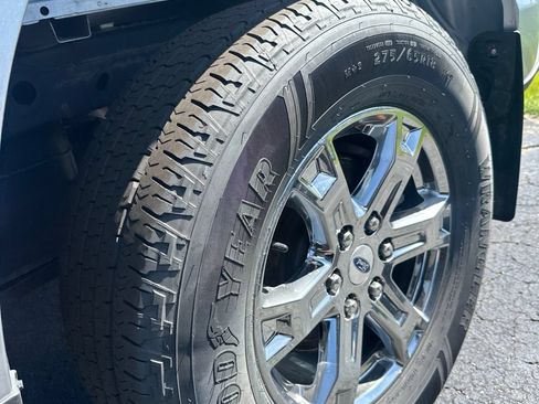 Used 2023 Ford F150 Lariat w/ Trailer Tow Package AWD/4WD image 6