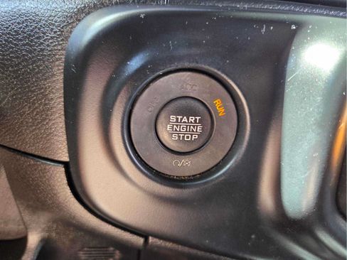 Used 2020 Jeep Gladiator Mojave AWD/4WD image 29