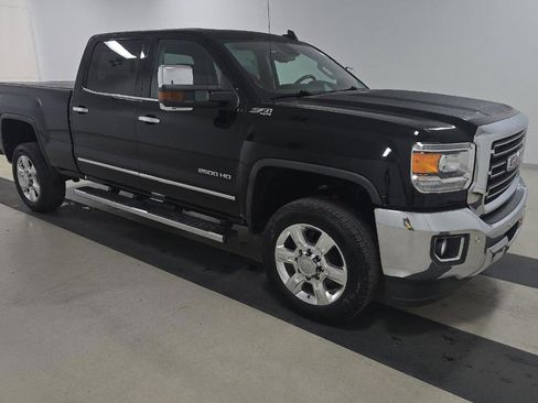 Used 2018 GMC Sierra 2500 SLT image 3