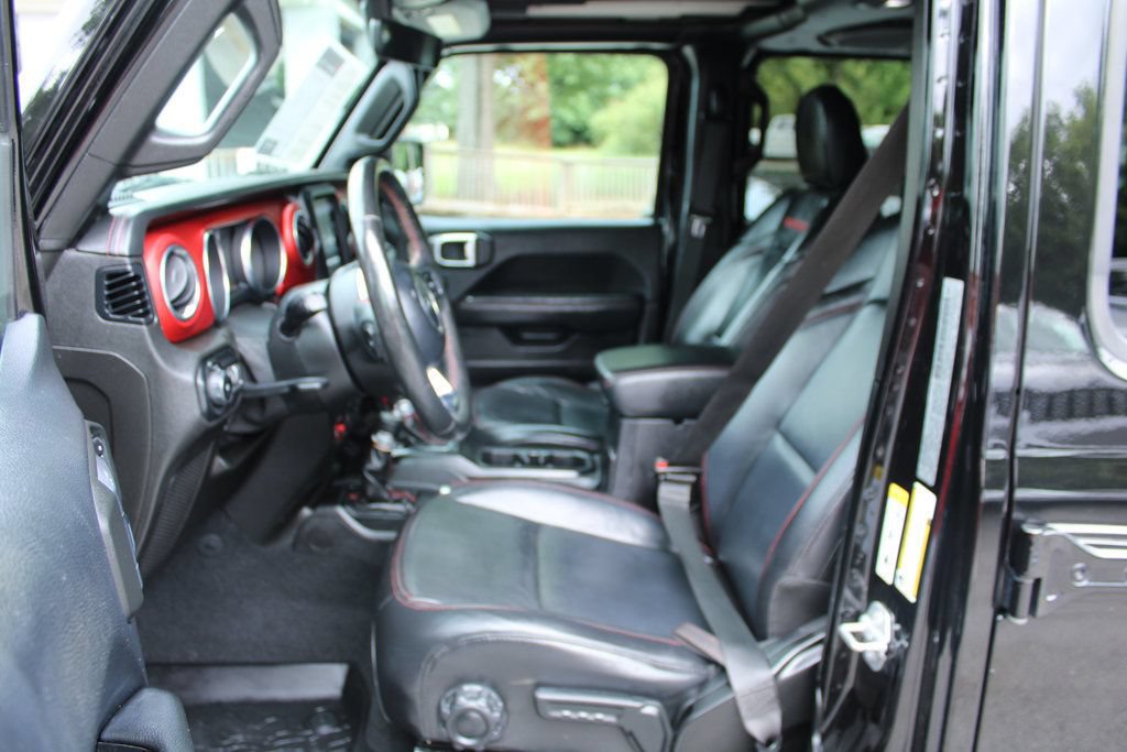 Used 2018 Jeep Wrangler Unlimited Rubicon AWD/4WD image 14