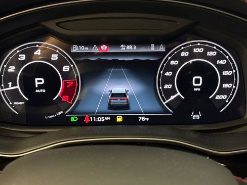 New 2025 Audi RS Q8 performance image 24