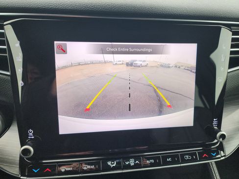 Used 2023 Jeep Wagoneer L Series II image 27