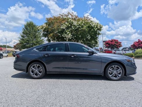 Used 2026 Honda Accord EX-L image 9