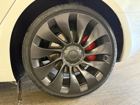 Used 2023 Tesla Model 3 Performance AWD/4WD image 35