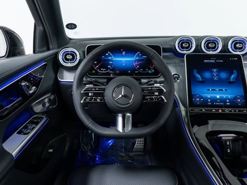New 2026 Mercedes-Benz GLC 300 4MATIC image 17