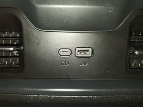 Used 2025 Chevrolet Silverado 3500 LT w/ Texas Edition AWD/4WD image 33