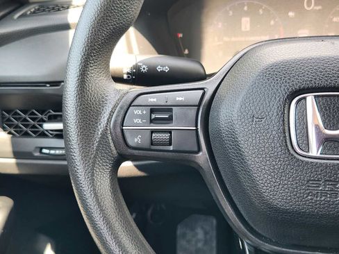 Used 2023 Honda Accord EX image 28