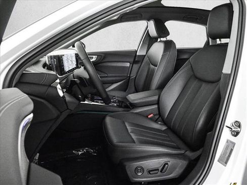 Certified 2025 Audi A5 2.0T Premium Plus w/ Premium Plus AWD/4WD image 17