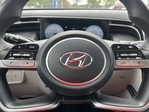 Used 2023 Hyundai Tucson SEL w/ Convenience Package image 11