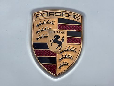 Used 2025 Porsche Panamera 4 image 11