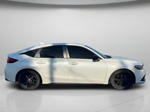 Used 2024 Honda Civic Sport image 6