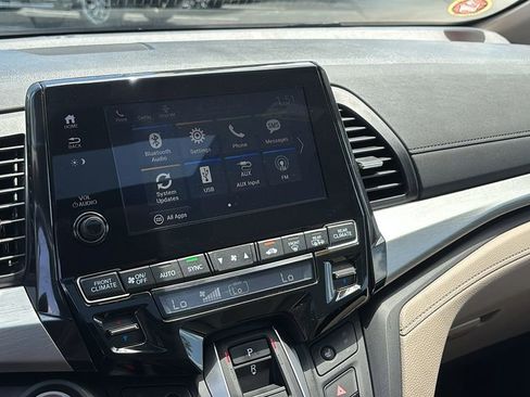 Used 2021 Honda Odyssey EX-L image 19