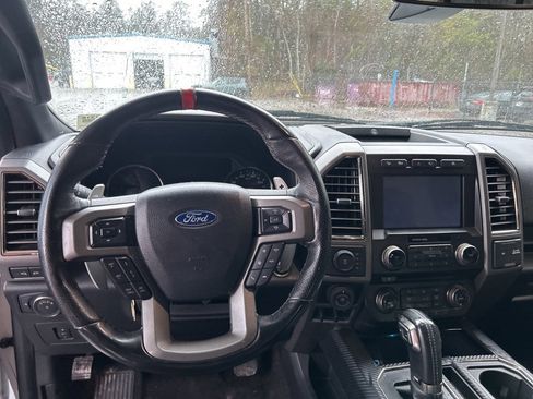 Used 2018 Ford F150 Raptor w/ Equipment Group 802A Luxury image 5