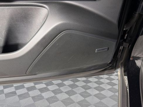 Certified 2024 Porsche Cayenne AWD/4WD image 27