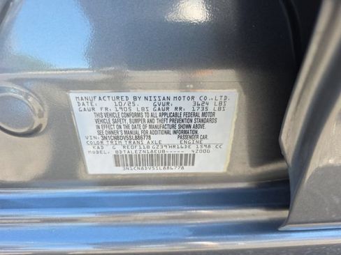 Used 2025 Nissan Versa S w/ Trunk Package FWD image 34